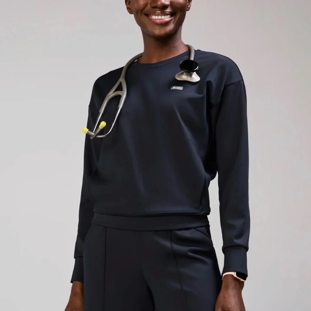 NWT FIGS Navy Cornelia FORMx Crewneck - Scrub Top - Picture 1 of 3